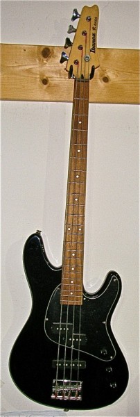 E-Bass Ibanez TR 70 schwarz