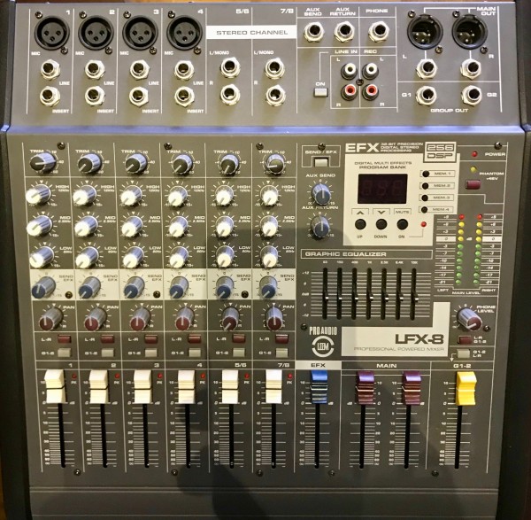 Leem 8 Kanal Power Mixer LFX 8